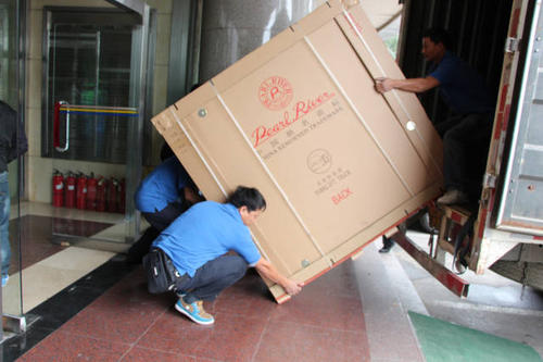 上街钢琴贵重工艺品无忧运